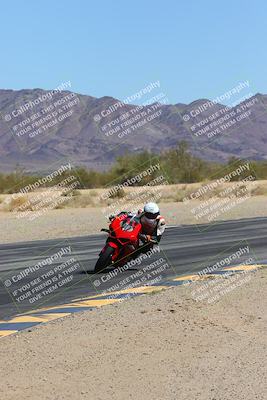 media/Mar-24-2025-Moto Forza (Mon) [[57ce5c5cff]]/1-Advanced Group/Session 3 (Turn 6 Inside)/